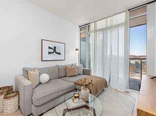 88 Park Lawn Rd #712, Toronto, ON M8Y 0B5