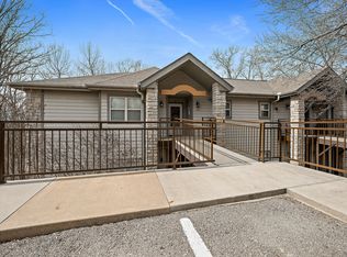 132 Oak Ln, Branson West, MO 65737