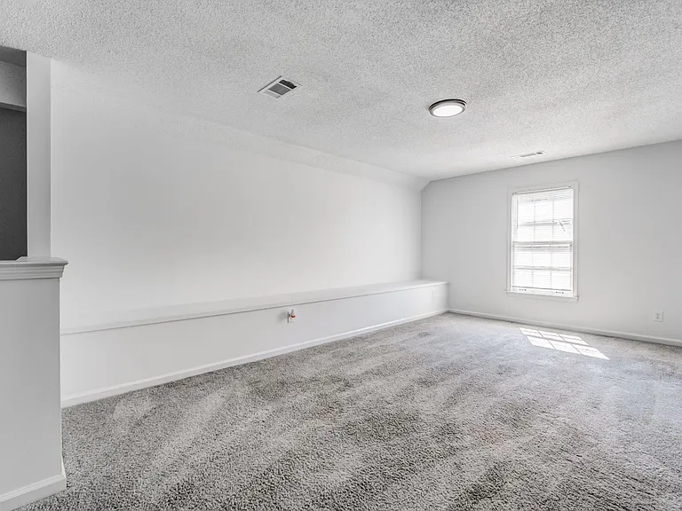 8483 Timber Creek Dr — Photo 9