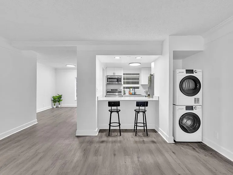 Nottingham Pine Luxury Apartment Homes — Photo 38