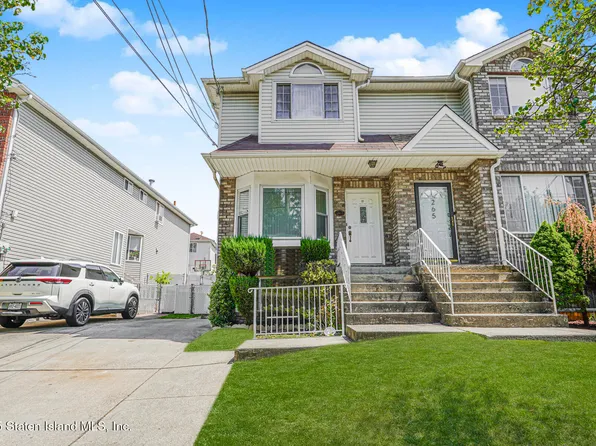 263 Seguine Ave, Staten Island, NY 10309