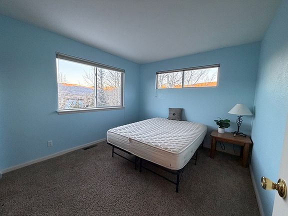 4th image of 485 Meadow Wood Cir