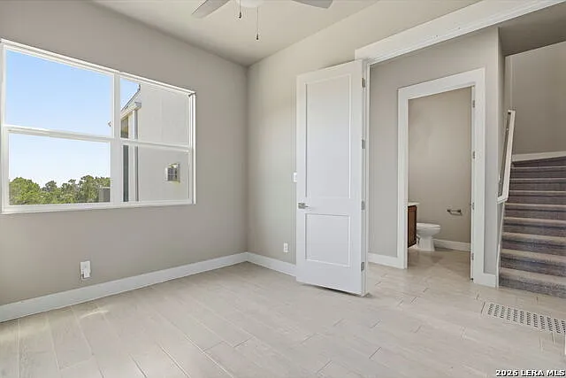 22817 Linwood Rdg — Photo 25