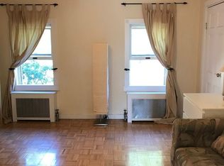 302 13th St APT 3, Brooklyn, NY 11215