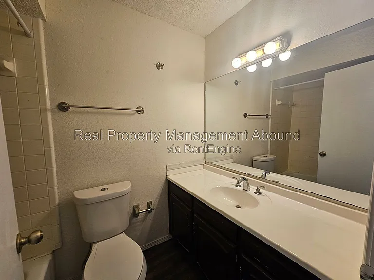 8009 N 117th East Ave — Photo 6