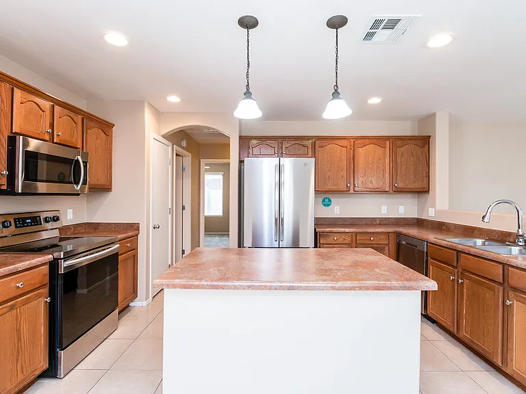 3630 W Mesquite Ave — Photo 7