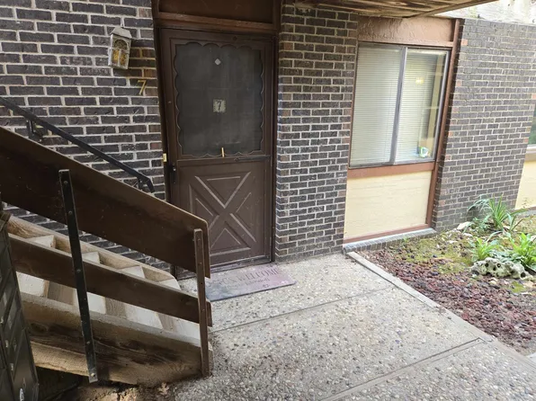 1500 E 10th Ave APT E7, Winfield, KS 67156