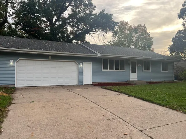 232 Twilite Ter, Circle Pines, MN 55014