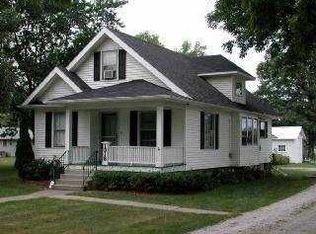 1318 Owen Rd, Northwood, OH 43619