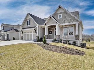 14638 S Haskins St, Olathe, KS 66062