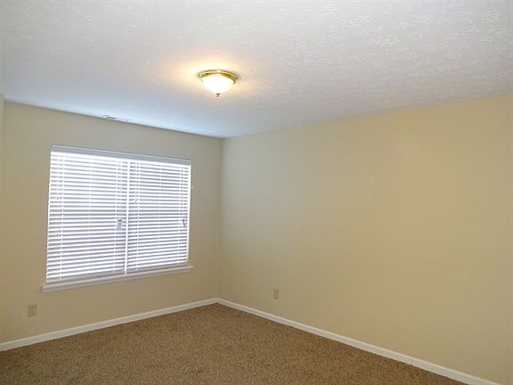 2nd image of 1041 Highpointe Blvd