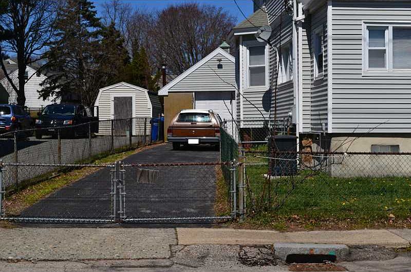 2nd image of 34 Vernon Ave