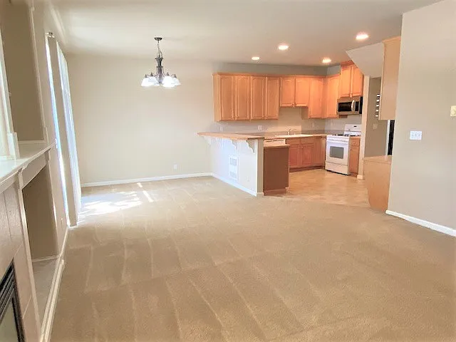 1407 NE 166th Ct — Photo 6