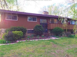 113 Riverview Dr, Tornado, WV