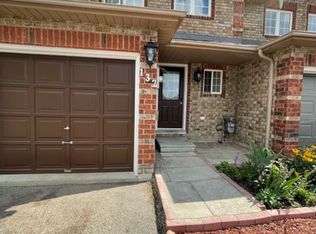 132 Dunsmore Ln, Barrie, ON L4M 6Z7