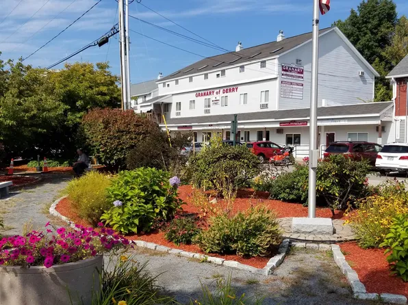 16 Manning St APT 201, Derry, NH 03038