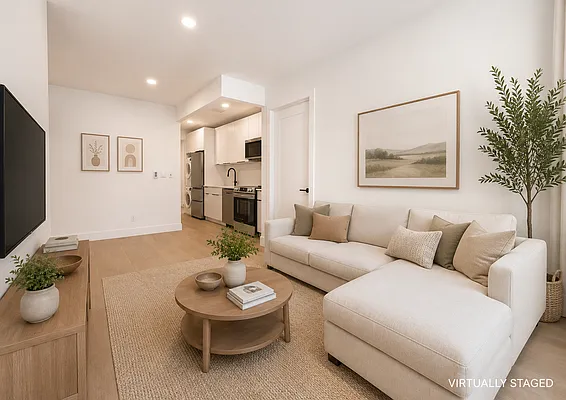 Living room, photo 1