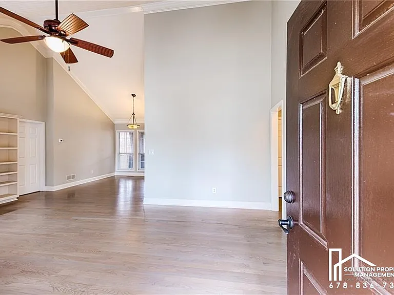 4929 Baker Plantation Way — Photo 4