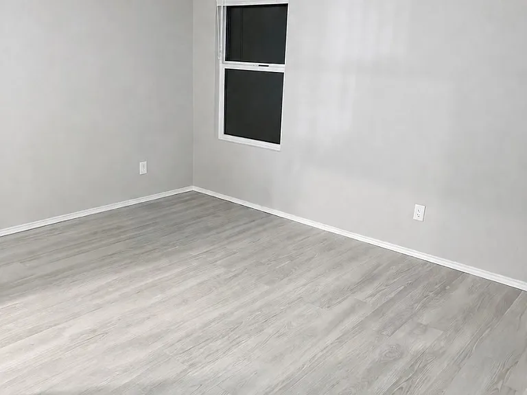Unfurnished master bedroom