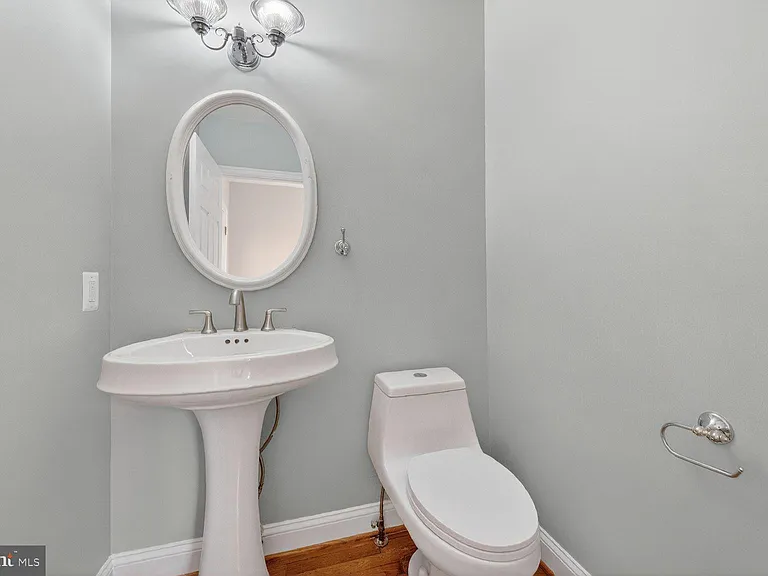 12600 Maidens Bower Dr — Photo 27