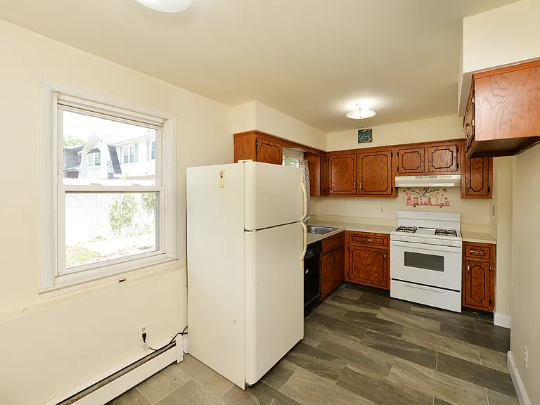 1 Leliarts Ln — Photo 3