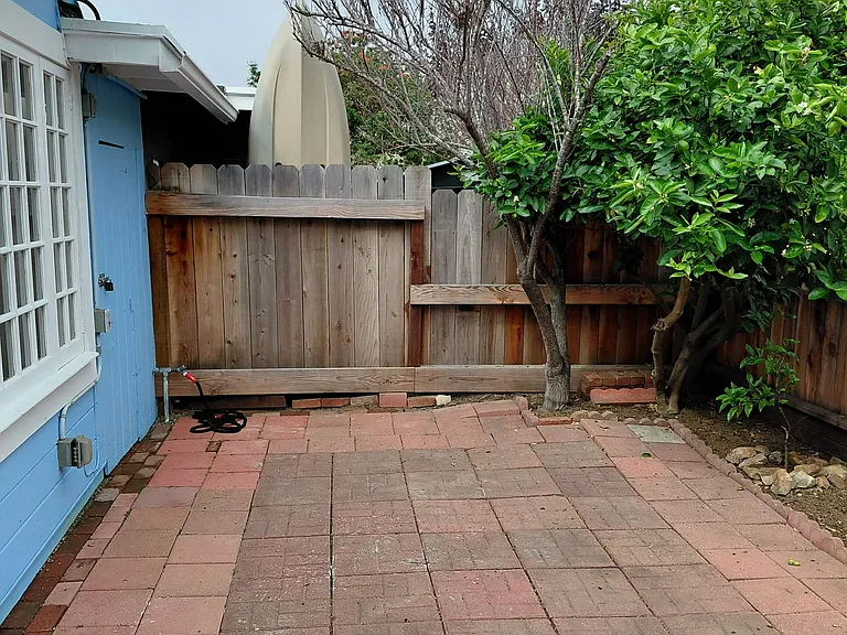 2865 Birch Ave — Photo 8