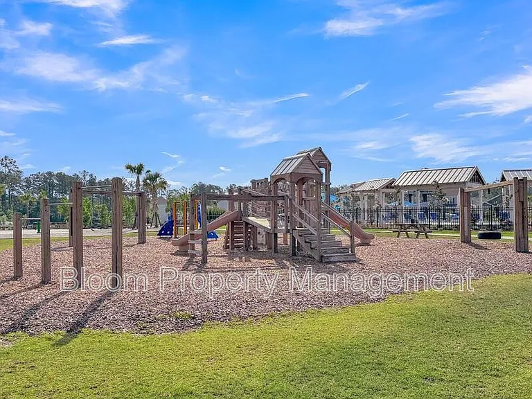 502 Lake Ridge Blvd — Photo 61