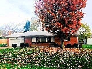 1st image of 2451 Queen Mary Ln