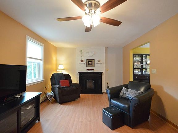 3rd image of 7 Ezekiel Dr #7