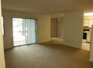 13 Downing Sq APT B, Guilderland, NY 12084