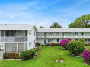 392 Markham Dr #R, Deerfield Beach, FL 33442