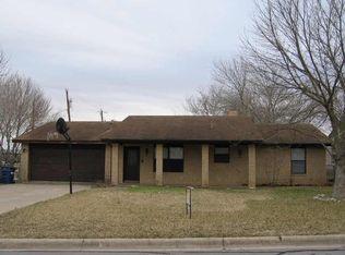 104 Johnson Cv, Hutto, TX 78634