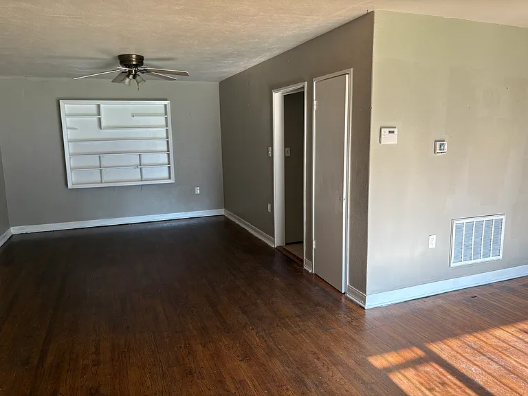 5636 Lemonwood Dr — Photo 4