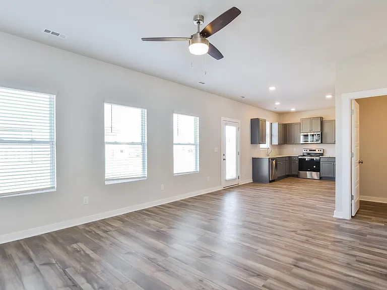 26310 Valley Ridge Rd — Photo 4