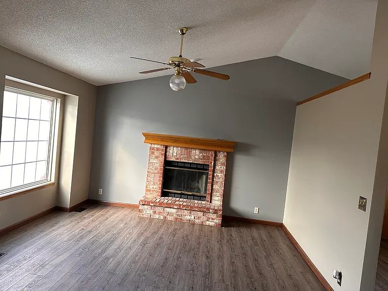 2314 S Shefford St — Photo 2