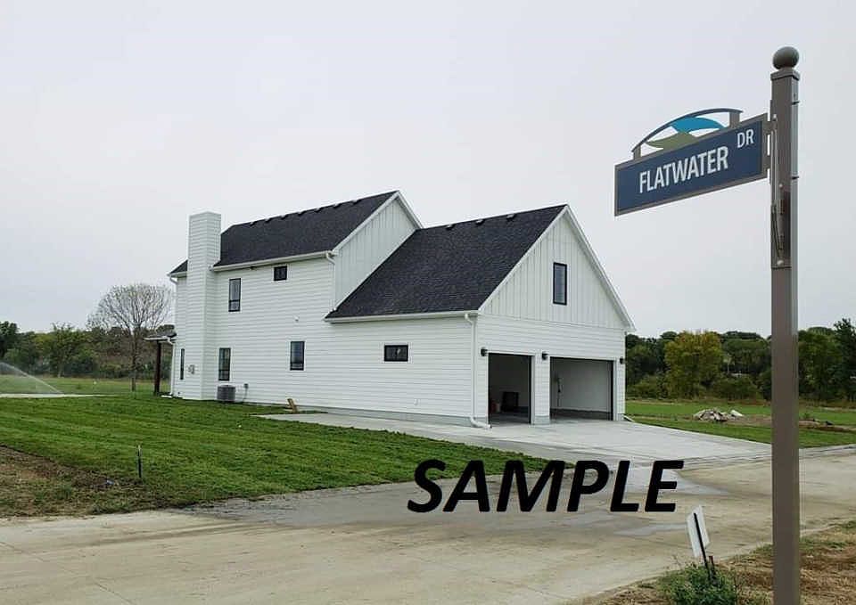 1st image of 3220 Aspen