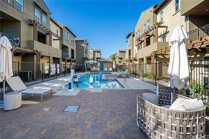 318 Marshall Dr #2 — Photo 3