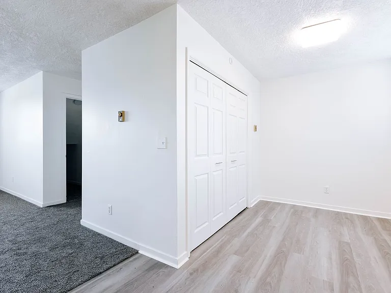 360 N Woodruff Ave #1-4 — Photo 8