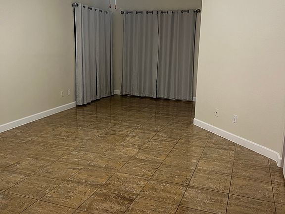 4th image of 7971 Blue Brook Dr