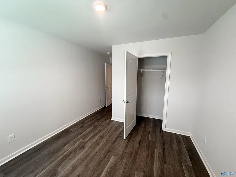 165 Maple Spring Trl — Photo 21