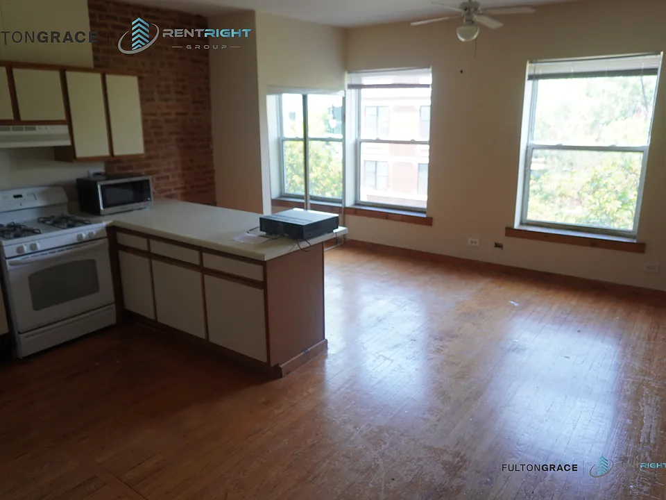 1253 W Devon Ave #2E