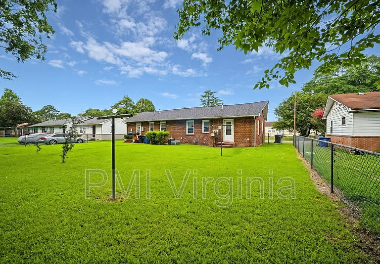 58 Radford St — Photo 17