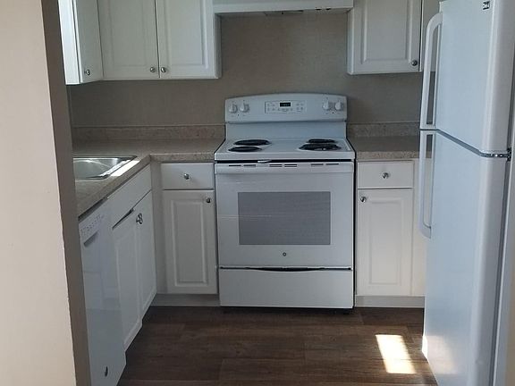 3rd image of 803 S Vine St APT E