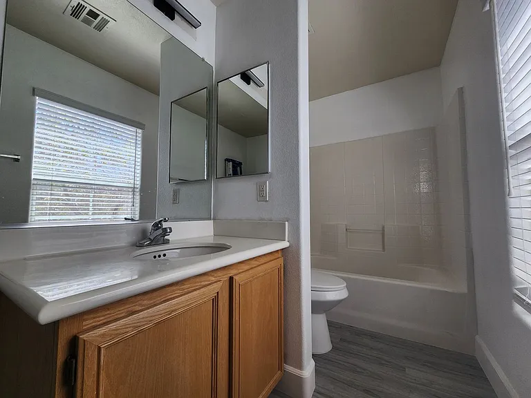 10256 Franford Ct — Photo 23