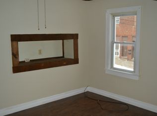 801 4th St APT B, Ellwood City, PA 16117