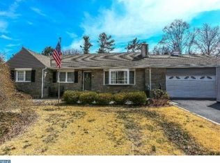 603 Lee Dr, Broomall, PA 19008