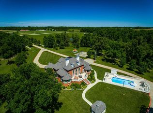 100 Clear Creek Pkwy, Clarkrange, TN 38553