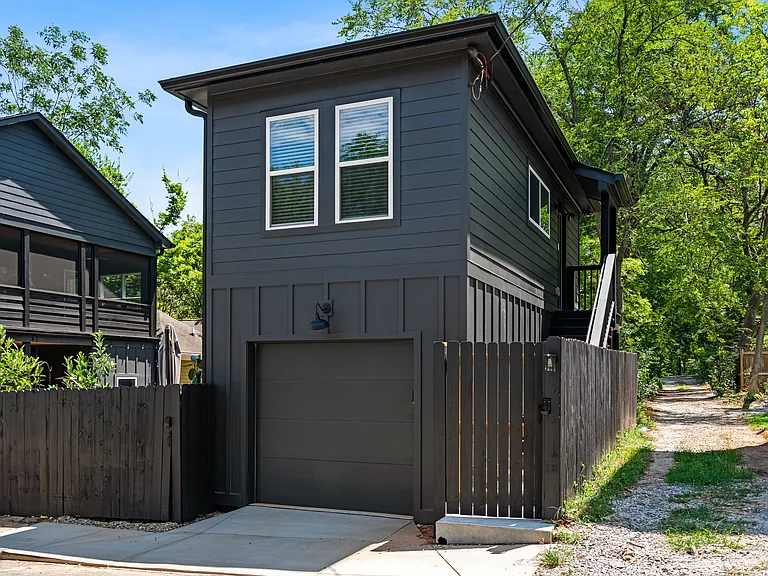 Manigault St SE — Photo 9