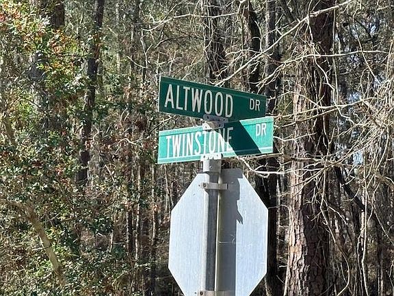 3rd image of 220 Altwood Dr Lot 71