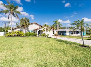 17620 Taylor Dr, Fort Myers, FL 33908